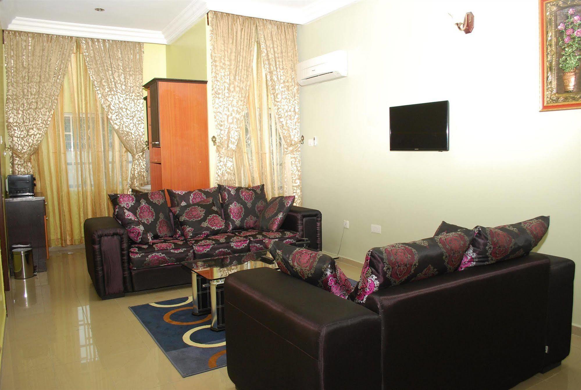 Hemas Hotel Abuja Exterior foto